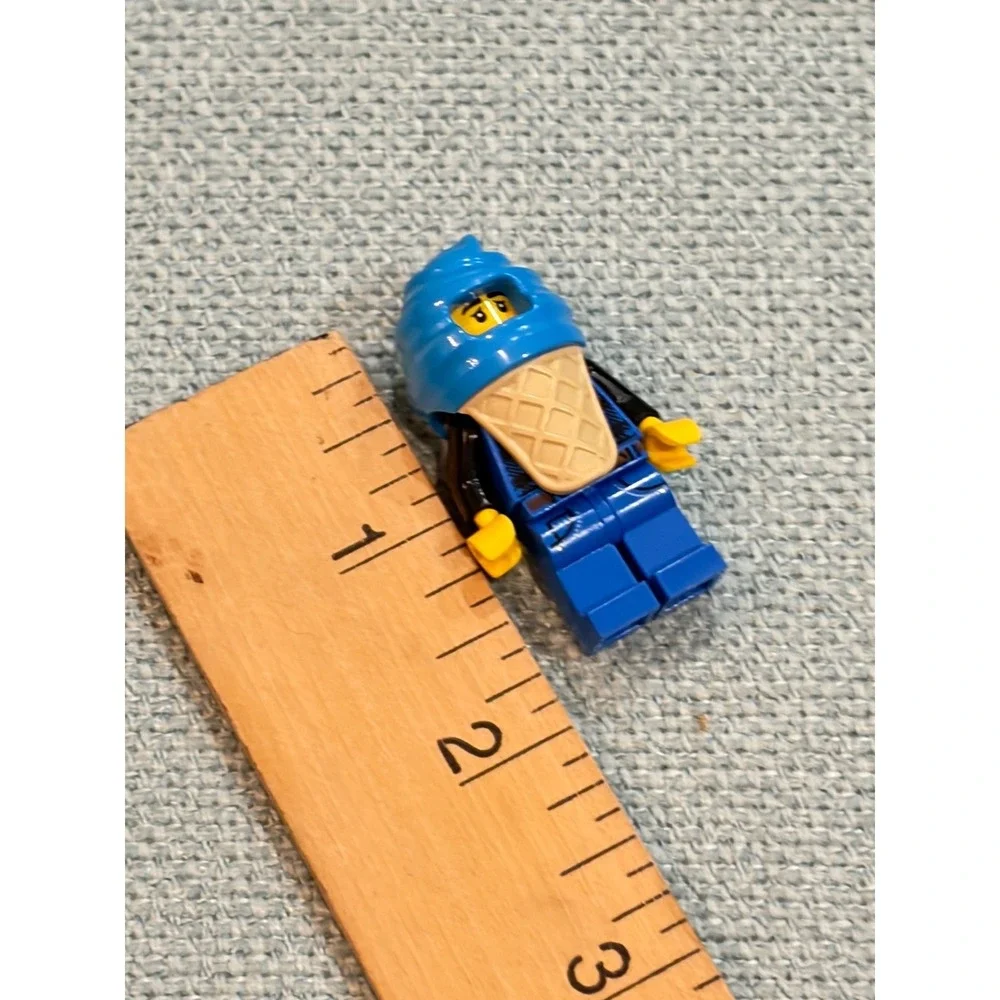 LEGO Minifigure Ice Cream Suit Guy Blue Soft Serve Cone Food Costume